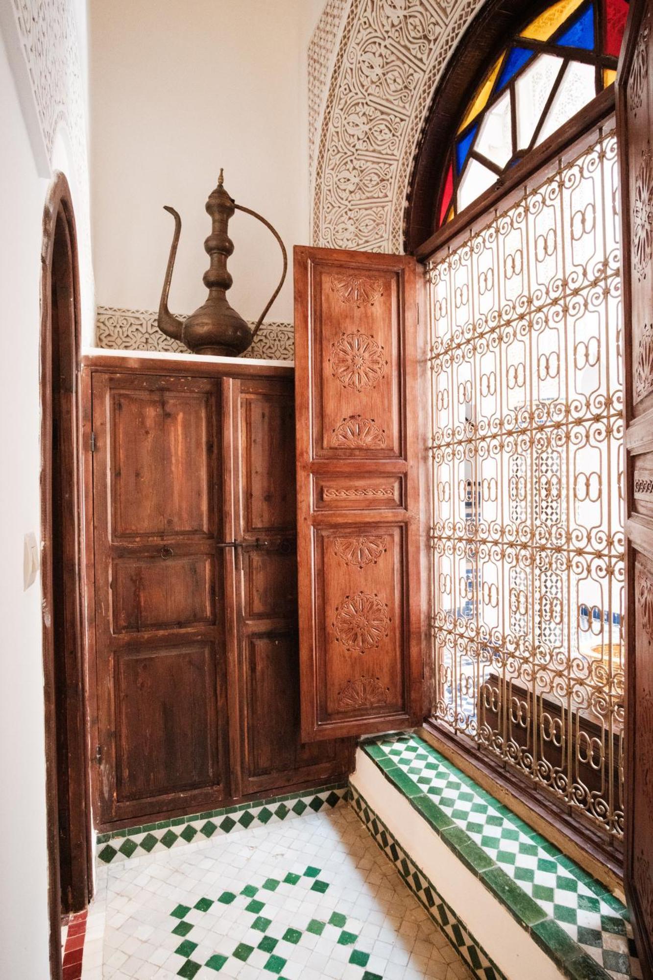 Riad Dar Laura Фес Екстериор снимка