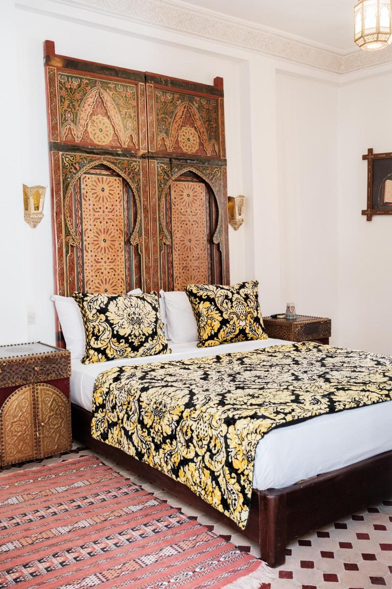Riad Dar Laura Фес Екстериор снимка