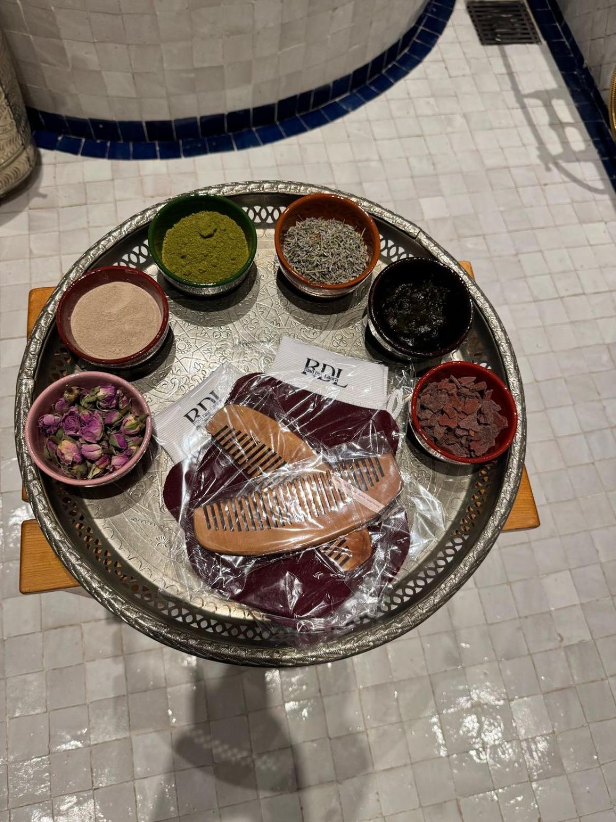 Riad Dar Laura Фес Екстериор снимка